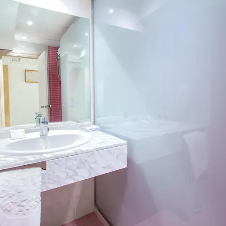 Servigroup Torre Dorada 3*